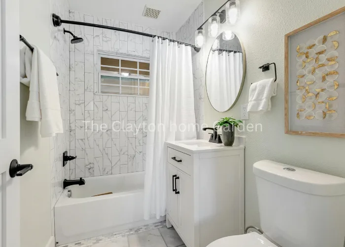 Modern Shower Design for Small Bathrooms