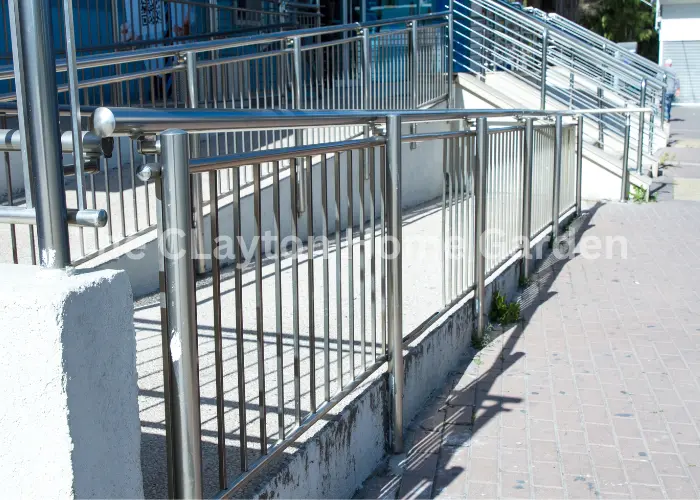metal deck railing​